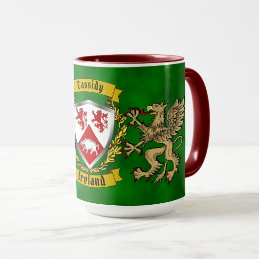 Cassidy Irish Shield & Griffins gepersonaliseerd Mok (Voorkant rechts)