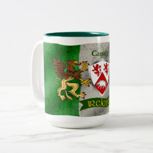 Cassidy Irish Shield w/Distressed Flag Persoonlijk Tweekleurige Koffiemok