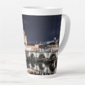 Castel Sant Angelo 's nachts in Rome Latte Mok (Rechterhoek)