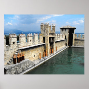 Castle in Sirmione, Lake Garda, Italië Poster