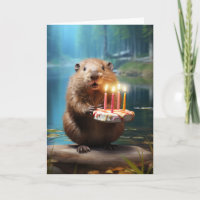 Castor avec carte de gâteau d'anniversaire