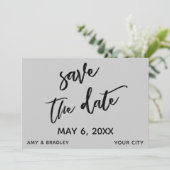 Casual handschrift lichtgrijs bruiloft typografie save the date (Staand voorkant)
