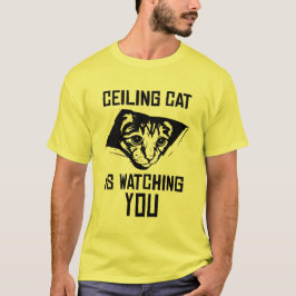 Cat Cat kijkt naar je. T-shirt
