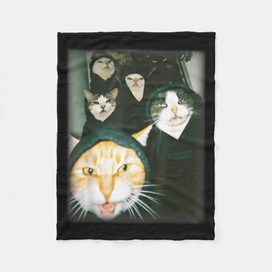 Cat Gang Meme Funny Chaotic Cats Unhinged Feline H Fleece Deken (Voorkant)