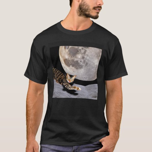 Cat In Outer Space  Cute Kitten Kitty Strange T-shirt (Voorkant)
