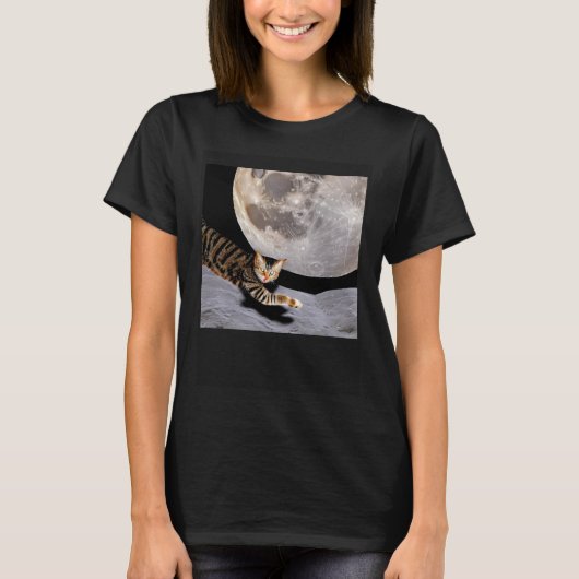 Cat In Outer Space  Cute Kitten Kitty Strange T-shirt (Voorkant)