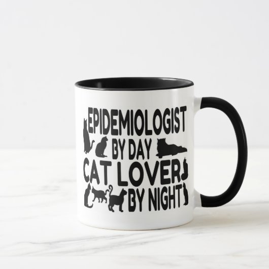 Cat Lover Epidemiologist Mok (Rechts)