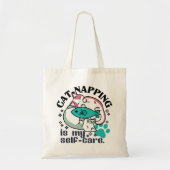 Cat-Napping is mijn zelfzorg: Schattigee slaperige Tote Bag (Voorkant)