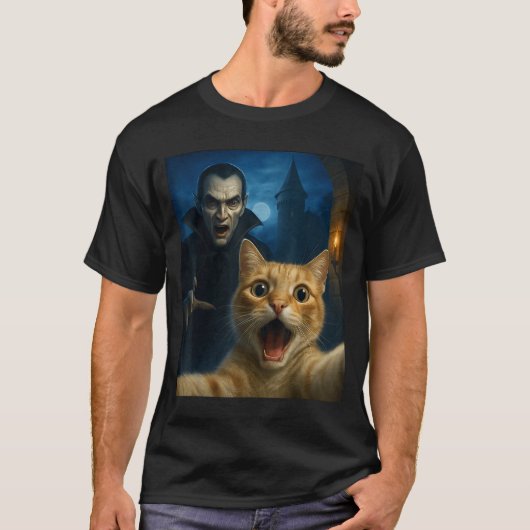 Cat Selfie With A Vamre Funny Cat  T-shirt (Voorkant)
