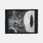 Cat Selfie With Alien Ufo Funny Cat Funny Ed Cat  Fleece Deken (Voorkant (Horizontaal))