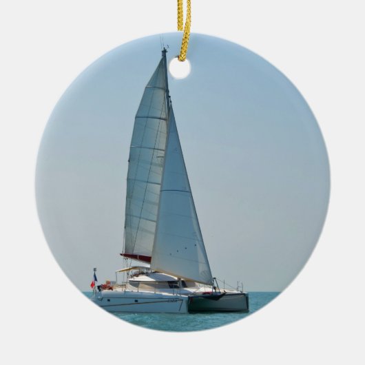 Catamaran Clara Keramisch Ornament (Voorkant)