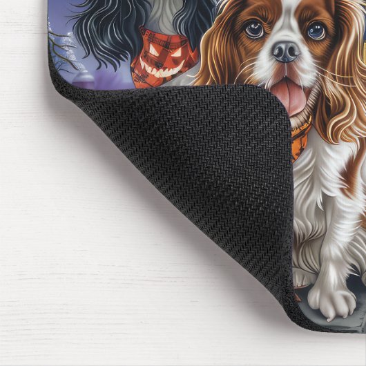 Cavalier King Charles Spaniel Halloween Spooky Muismat (Hoek)