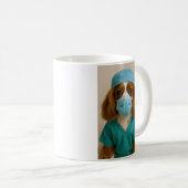 Cavalier King Charles Spaniel in Scrubs Koffiemok (Voorkant rechts)