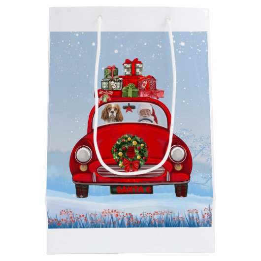 Cavalier King Dog in auto met kerstman Medium Cadeauzakje (Achterkant)