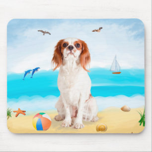 Cavalier King Dog op strand Muismat