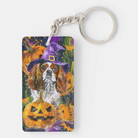 Cavalier King Hond Halloween Heks en Pompoen Sleutelhanger (achterkant)