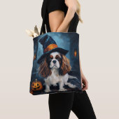 Cavalier King pompoenen Halloween eng Draagtas (Dichtbij)