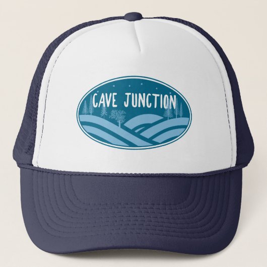 Cave Junction Oregon Outdoors Trucker Pet (Voorkant)