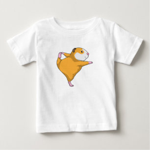 Cavia bij yogarekoefening