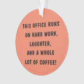 CE BUREAU EXÉCUTE... ORNEMENT (devant)