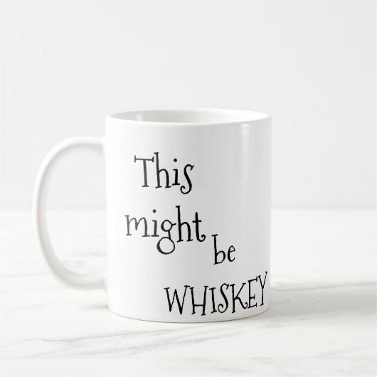 Ceci pourrait être tasse de café de whiskey (Gauche)