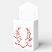 Cedar Leaves op een Favor Box Bedankdoosjes (Geopend)