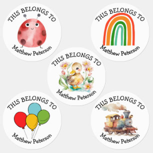 Cela Appartient Aux Étiquettes De Vêtements Coloré