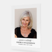 Célébration des funérailles commémoratives de la v (Angle)