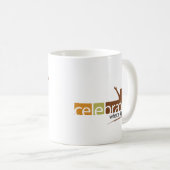 Célébrez ce qui est tasse droite - logo (Devant droit)