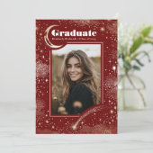 Celestial Modern Rood Afstuderen Foto Afstuderen Aankondiging (Staand voorkant)