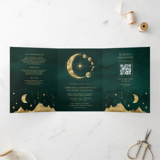 Celestial Smaragd Gouden Halve Maan Fase Bruiloft Drieluik Uitnodiging (Binnen)