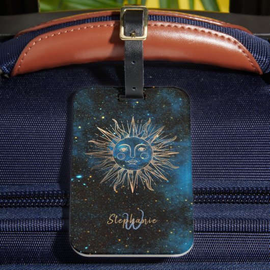 Celestial Sun Monogram Glitter Kosmische Navy Chic Bagagelabel (Voorkant Insitu 2)