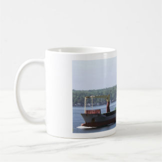 Celine Cargo Ship Koffiemok