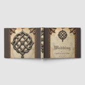 Celtic art and floral splendor in warm tones.  gastenboek (Volledig)