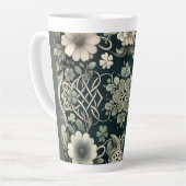 Celtic Clover Floral Charm Latte Mok (Linkerhoek)