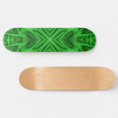 Celtic Clover Green Fractal Kaleidoscope Skateboard (Horizontaal)