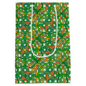 Celtic Knot Irish Braid Pattern Green Medium Cadeauzakje (Achterkant)