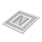 Celtic Knot Monogram Silver Effect Letter N Tile Tegeltje (Zijkant)