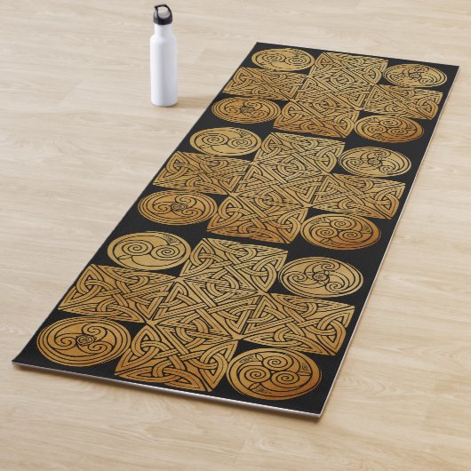 Celtic Knotwork Cross Yogamat (In situ)