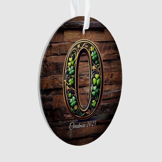 Celtic monogram letter ornament (devant)