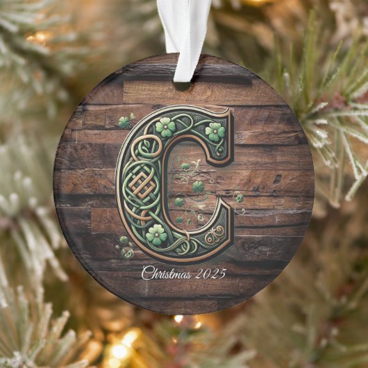 Celtic monogram letter ornament (Arbre)