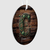 Celtic monogram letter ornament (devant)