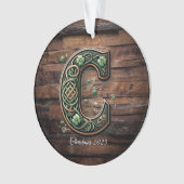 Celtic monogram letter ornament (devant)