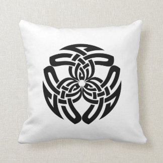Celtic Square Knot, Triple Pattern Kussen