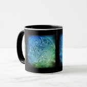 Celtic Triskele tasses (Devant gauche)