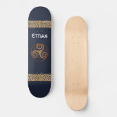 Celtic Triskelion (blauw) Aangepast Skateboard (Voorkant)