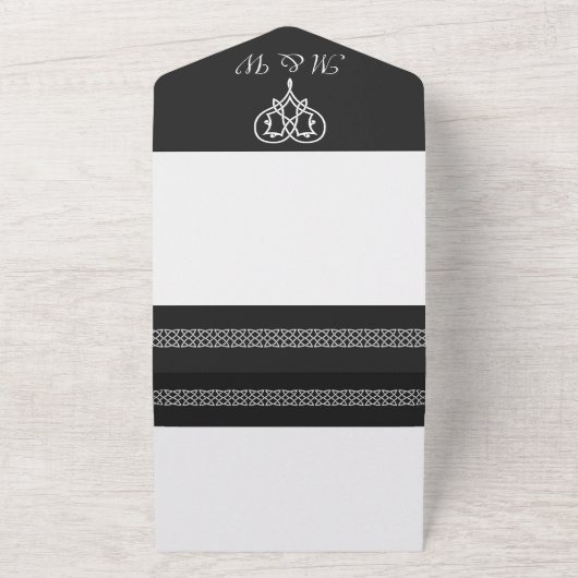 Celtic Weave Hearts in Black All In One Uitnodiging (Buitenkant)