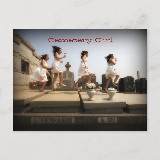 Cemetery Girl Briefkaart (Voorkant)