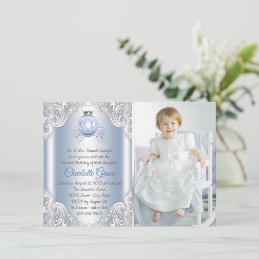 Cendrillon Princesse Anniversaire Fête Invitation (Debout devant)