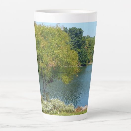 Centennial Lake in Ellicott City Maryland Latte Mok (Voorkant)